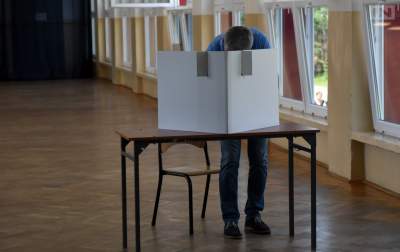Opozycja demokratyczna: "referendum to ściema". Jak je zbojkotować?