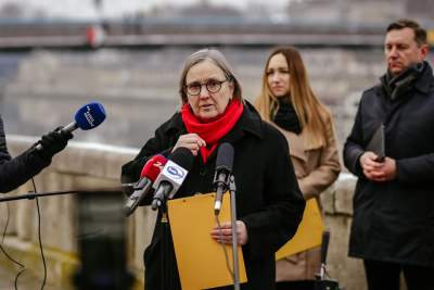 Róża Thun: rząd PiS prowadzi antypolską politykę, tracimy miliardy