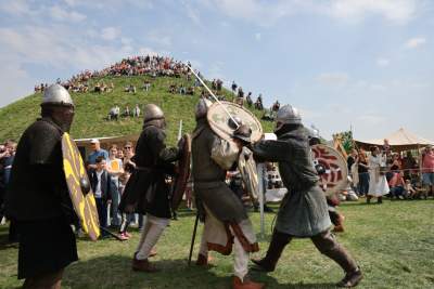 Słowiańska tysiącletnia tradycja. Tym razem „Chrobry przejmuje Kraków”