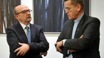 Europoseł PiS atakuje UJ: "uczelnie rozsadnikiem agresywnej ideologii"