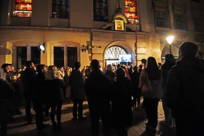 Prawosławna Wielkanoc zaczęła się o północy. Tłum w krakowskiej cerkwi