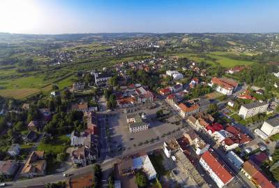 Coraz więcej chorych w małym Tuchowie: zakażeni księża i zakonnice