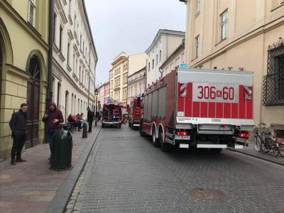 Podejrzana przesyłka w konsulacie USA. Akcja strażaków