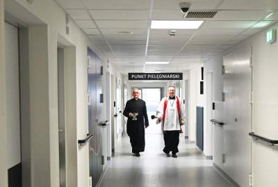 Nowoczesny oddział kardiologii w szpitalu Rydygiera otwarty i poświęcony