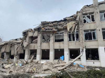 "Bomba spadła na szpital i szkołę. Mój dom na razie stoi"