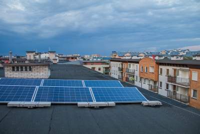 Założył pierwszą, prywatną elektrownię słoneczną, miasto mu nie pomoże