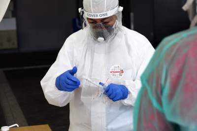 "25 tys. zgonów nie zrobi na rządzących wrażenia". Ponad trzysta zgonów minionej doby