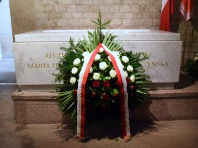 Aktyw PiS spotkał się na Wawelu nielegalnie? Prokuratura... wszczyna śledztwo