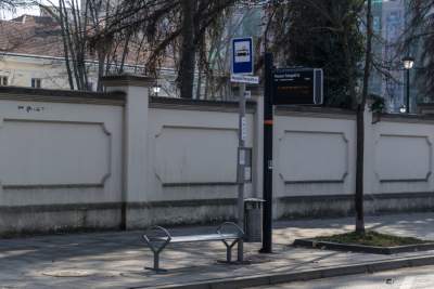 50 nowych ławek na przystankach - „Pakt dla krakowskich osiedli”