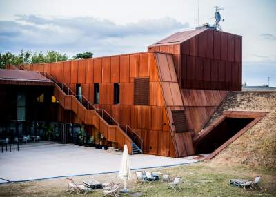 Pierwszy w Krakowie "nocny market" z food truckami