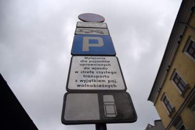 Krzysztof Piasecki: Sex? Dwa razy w tygodniu, czyli kłopoty z formularzami i znakami