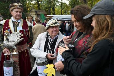 Krakowianie chętnie im nawrzucali do puszek. Dymna, Fedorowicz i inni