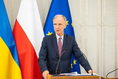 Senator B. Klich: rząd nie wysyła wniosku o miliardy z KPO, ale… już je wydaje