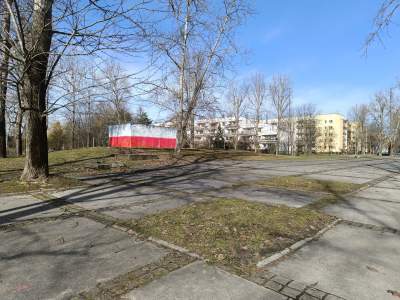 Radni dzielnicowi proponują: wyburzyć cokół po pomniku Koniewa