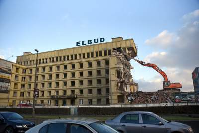 Wielkie wyburzanie, koniec charakterystycznego budynku