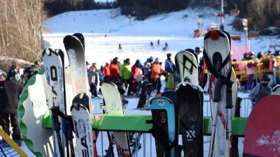 Górale mimo zakazów otwierają biznesy: "ten rząd musi upaść"