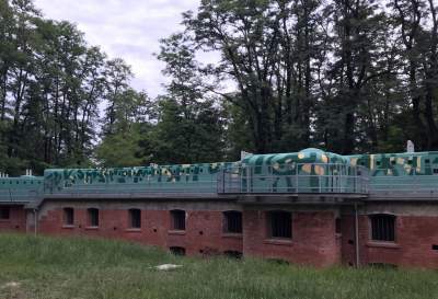 Zainstalowali w zabytkowym forcie sieć kamer. "To była konieczność"