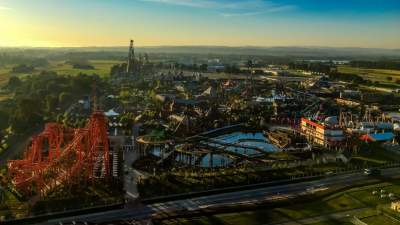 Od października bezpośrednie pociągi z Krakowa do parków rozrywki w Zatorze