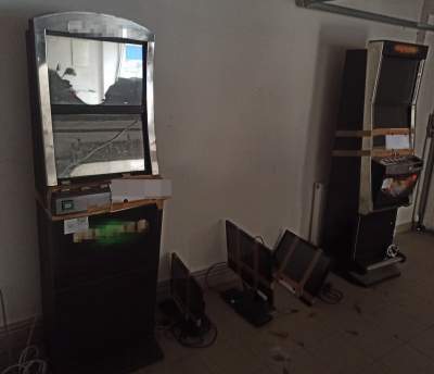 Wandal „pomógł” policji. „Ujawnił" jaskinię nielegalnego hazardu