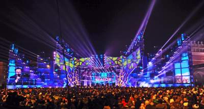 Sylwester w Krakowie: Chwała Panu, że skończono z gigantomanią