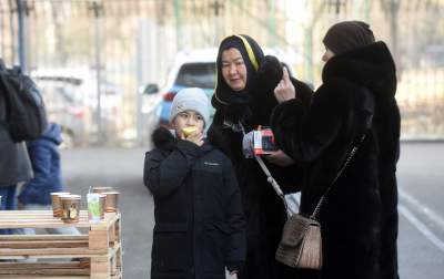 Krakowianie oddali pół tysiąca mieszkań dla uchodźców. Trwa zbieranie darów