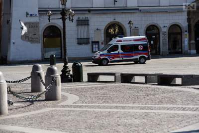 Tylko w piątek 24 przypadki w Małopolsce, prokuratura bada okoliczności śmierci księdza