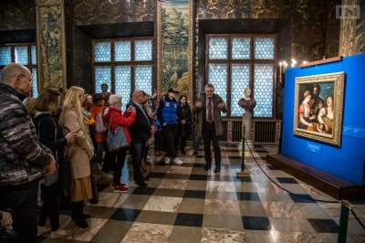 Takich tłumów zwiedzających na Wawelu nigdy wcześniej nie było