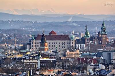 Apel do krakowian: nie panikujcie, gdy zobaczycie ten obiekt na niebie