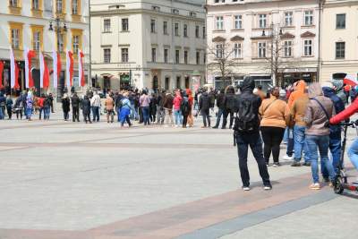 Akcja na Rynku zakończona: kto, gdzie i kiedy  może się teraz szczepić?