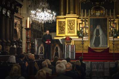 Królowa wraca do wawelskiej katedry, wyjątkowe dzieło