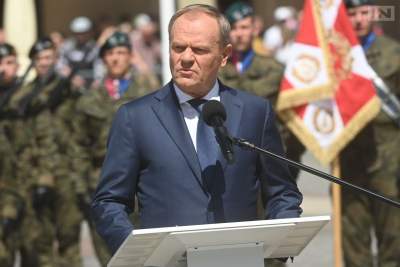 Donald Tusk na Rynku Głównym: „Wara od Polski. Polska jest silna”