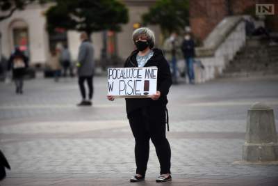 K. Piasecki: Pierwszy raz kobiety tak gwałtownie zachęcają do seksu