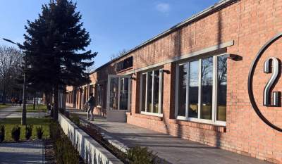 Szatnie basenu Cracovii: było gruzowisko, jest architektoniczna perełka