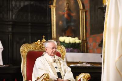 Abp Jędraszewski w Światowym Dniu Ubogich: "przygarniajcie się nawzajem"