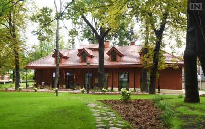 Czas na prawdziwe otwarcie tego pięknego miejsca. Biletem wstępu: kapelusz