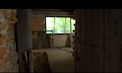 Tak wyglądają wnętrza zrujnowanej Kossakówki. MOCAK publikuje film