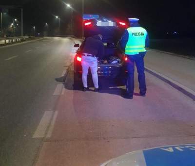 400 aut na nielegalnych wyścigach, akcja policji w Pobiedniku