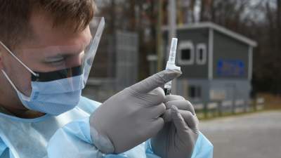 Naukowcy o pandemii: rządzący są winni szerzeniu się teorii spiskowych