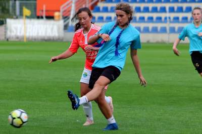 M Jantos: dlaczego kobiety grające w piłkę są dyskryminowane?