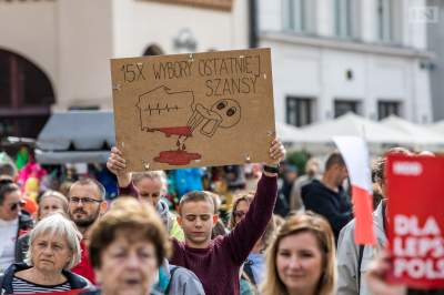 Finisz kampanii wyborczej: prognoza wyborcza dla okręgu krakowskiego