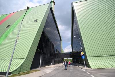 Będą ze spalin produkować ciepło, Ekospalarnia uruchomiła nowczesną instalację