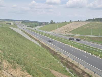 Koniec z ograniczeniami prędkości na północnej obwodnicy Krakowa