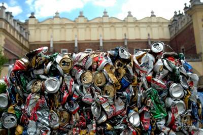 Podwyżki przyjęte, ale z poprawkami: ile teraz zapłacimy za śmieci?