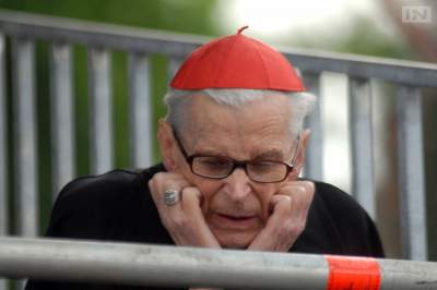 Kardynał Ryś w 10. rocznicę śmierci kardynała Macharskiego: "zawsze blisko wiernych"