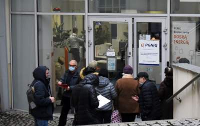 Mieszkańcy szturmują gazownię. Opozycja atakuje PiS za drożyznę