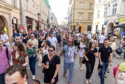 Kraków przegrał z Warszawą, prezydent miasta musiał wyjść na dwór