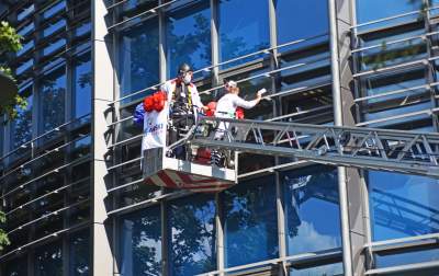 Wyjątkowe odwiedziny w szpitalu dziecięcym w czasie pandemii