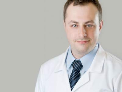 Dr M. Swolkień: kamienie w nerkach mogą zagrozić życiu, jest na nie sposób