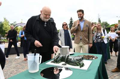 Andrzej Mleczko zaprojektował wyjątkowego smoka, trafił na Smoczy Szlak