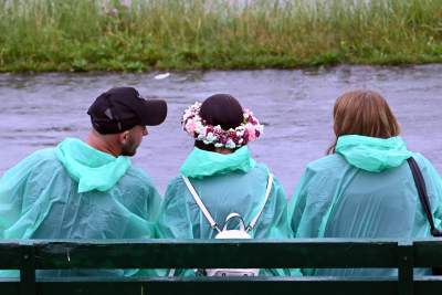 Pogoda popsuła tegoroczne Wianki. Niektórzy tęsknią za fajerwerkami